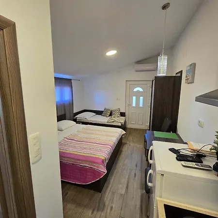 Nia * Zaton (Zadar)